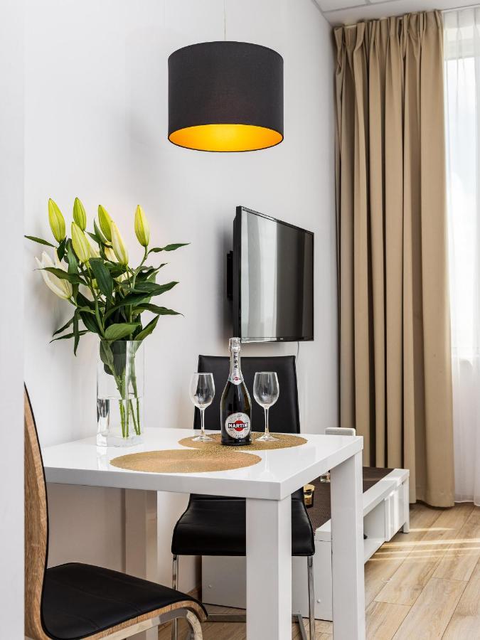 Varsovla Apartments Eksteriør bilde